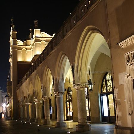 Jak W Domu Appartamento Cracovia Esterno foto